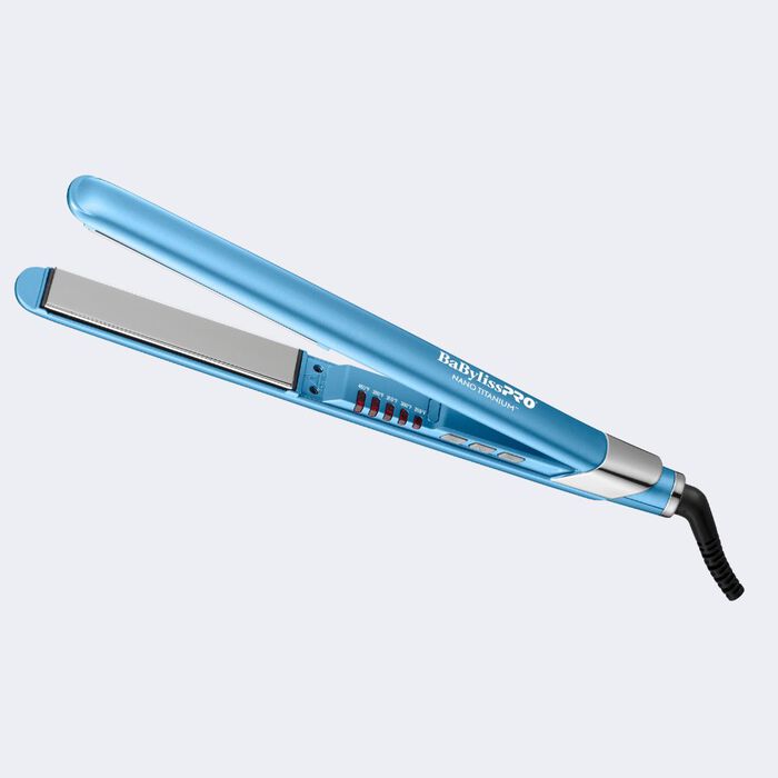 BaBylissPRO Nano Titanium™ 1" - 1 1/2" Ultra-Sleek Straightening Iron